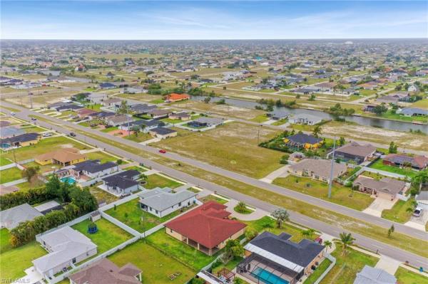 Cape Coral, 604 W Tropicana Pkwy, Cape Coral, Florida 33993, image 1