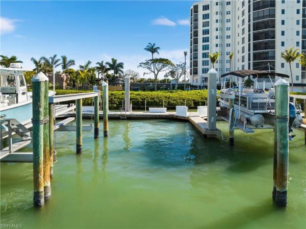 Waterside At Bay Beach, 4199 Bay Beach Ln, Fort Myers Beach, Florida 33931, image 1