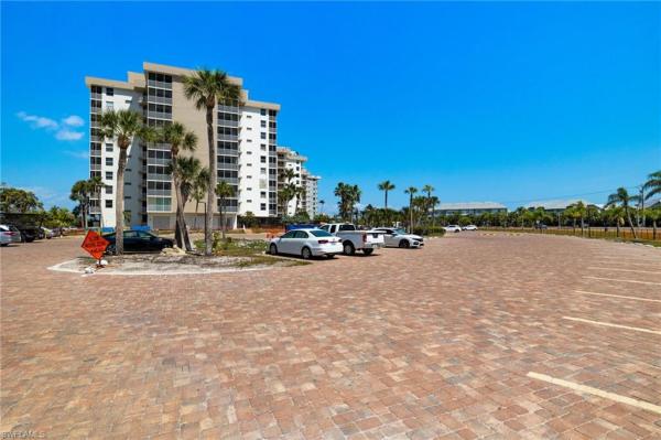 Beach & Tennis Club, 5800 Bonita Beach Rd #708, Bonita Springs, Florida 34134, image 1