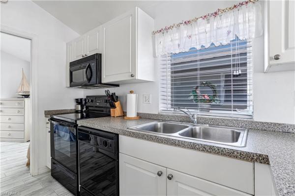 Coconut Bay Village, 11250 S Porpoise Point Rd #8, Matlacha, Florida 33993, image 1