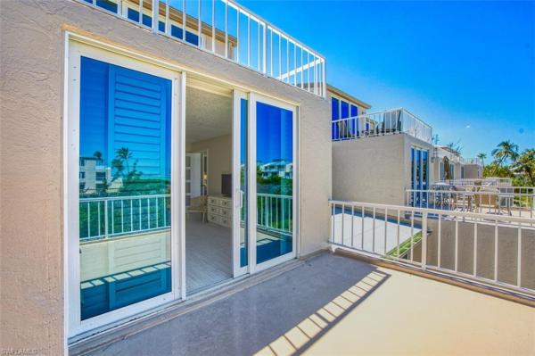 Lighthouse Point, 200 Periwinkle Way #215, Sanibel, Florida 33957, image 1