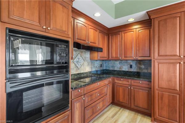 Tarpon Landings, 6021 Silver King Blvd #301, Cape Coral, Florida 33914, image 1