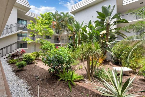 Hidden Lake Villas At Park Shore, 788 Park Shore Dr #D25, Naples, Florida 34103, image 1