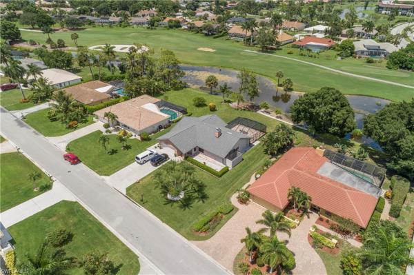 Torrey Pines, 427 Torrey Pines Pt, Naples, Florida 34113, image 2