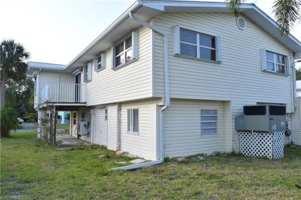 Cases, 136 Bay Mar Dr, Fort Myers Beach, Florida 33931, image 1