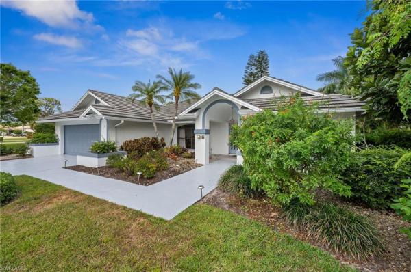 Palmetto Dunes, 118 Palmetto Dunes Cir, Naples, Florida 34113, image 1