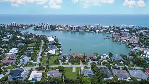 The Moorings, 2750 Leeward Ln, Naples, Florida 34103, image 1