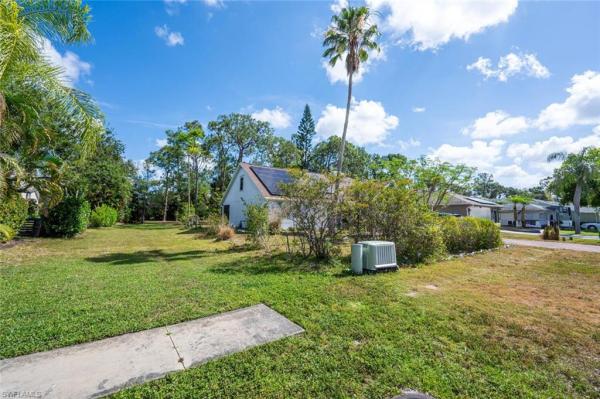 Queens Park At Lago Verde, 3582 Kent Dr, Naples, Florida 34112, image 1