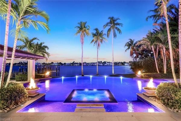 Aqualane Shores, 970 Aqua Cir, Naples, Florida 34102, image 1
