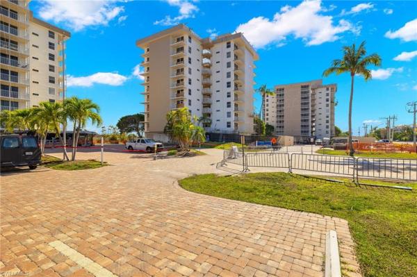 Beach & Tennis Club, 5600 Bonita Beach Rd #4908, Bonita Springs, Florida 34134, image 2
