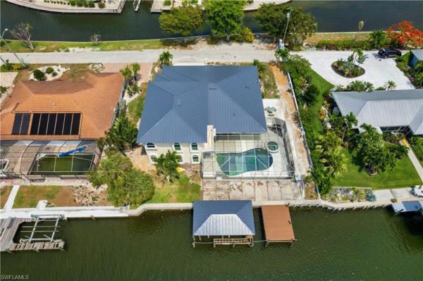 El Sol, 9 Glenview Manor Dr, Fort Myers Beach, Florida 33931, image 1