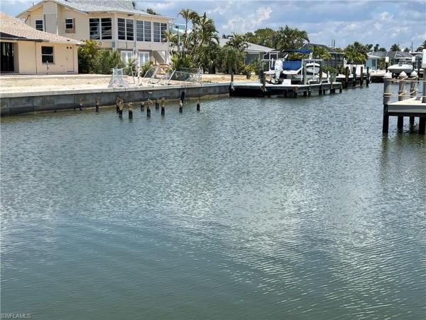 Zimmers, 226 Donora Blvd, Fort Myers Beach, Florida 33931, image 1