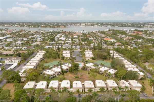Royal Bay Villas, 1549 Sandpiper St #16, Naples, Florida 34102, image 1