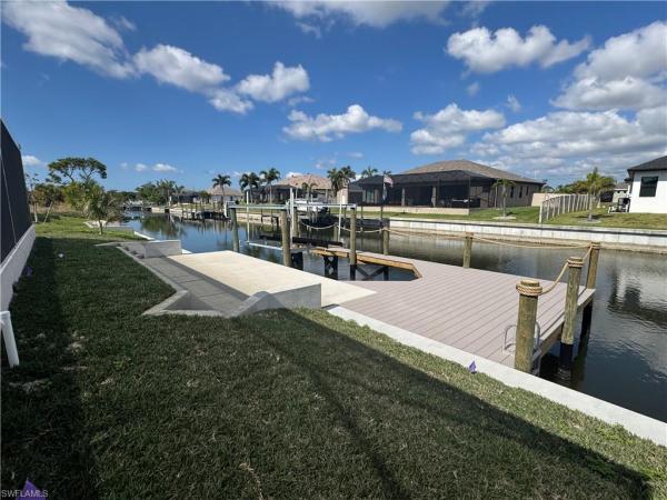 Cape Coral Residential, 2225 32nd St, Cape Coral, Florida 33914, image 2
