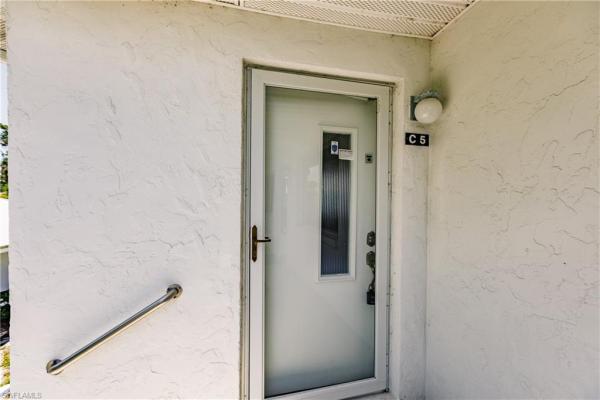Seminole Garden Apartments, 431 Van Buren St #C5, Fort Myers, Florida 33916, image 1