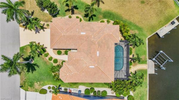 1374 Pine Siskin Dr, Punta Gorda, Florida 33950, image 1
