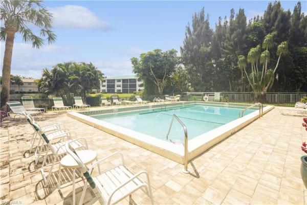 Chateau Suzanne, 3030 Binnacle Dr #204, Naples, Florida 34103, image 2