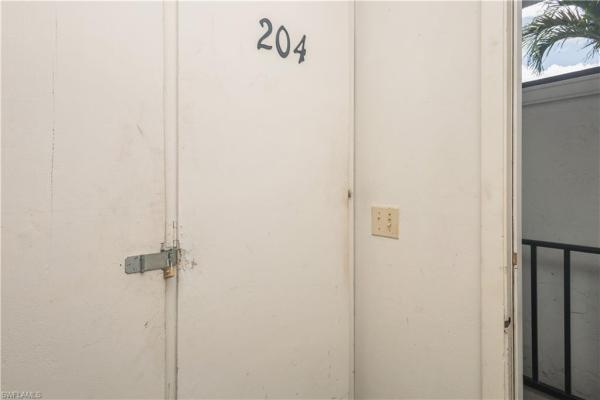 Chateau Suzanne, 3030 Binnacle Dr #204, Naples, Florida 34103, image 1