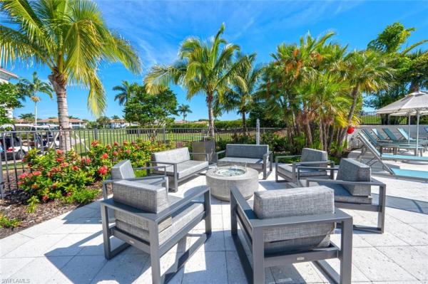 Lake Barrington Village, 4853 Hampshire Ct #107, Naples, Florida 34112, image 1