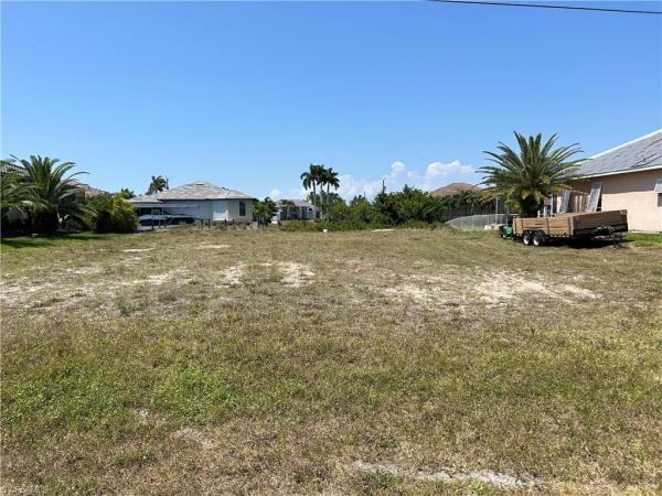 Cape Coral, 2605 25th Ter, Cape Coral, Florida 33914, image 1