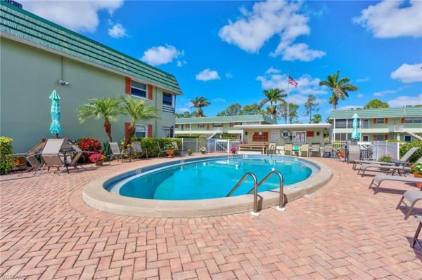 300 Valley Stream Dr #D7, Naples, Florida 34113, image 1