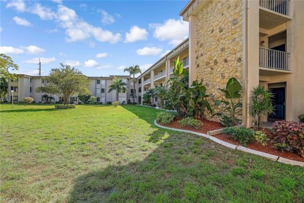 Westchester, 2264 Winkler Ave #304, Fort Myers, Florida 33901, image 1