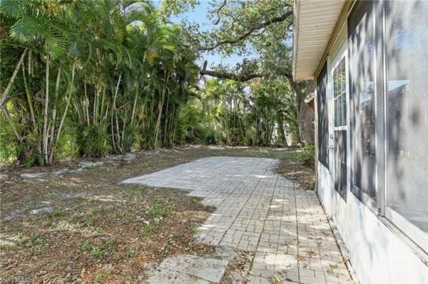 Terra Palma Oaks, 4735 Mi Casa Ct, Fort Myers, Florida 33901, image 1