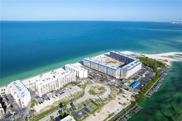 Bonita Beach Club, 25750 Hickory Blvd #752, Bonita Springs, Florida 34134, image 1