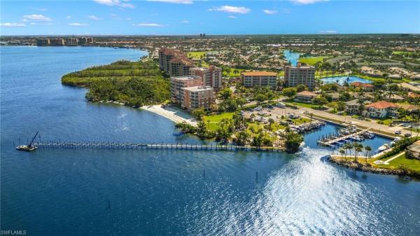 Harbor Place Vistas, 14815 Laguna Dr #402, Fort Myers, Florida 33908, image 1