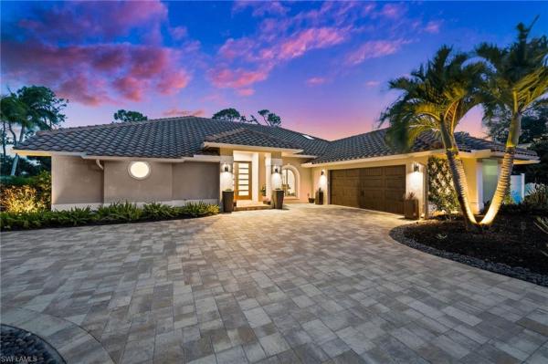 Imperial Golf Estates, 2022 Duke Dr, Naples, Florida 34110, image 1