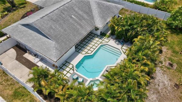 Willoughby Acres, 155 Wickliffe Dr, Naples, Florida 34110, image 1