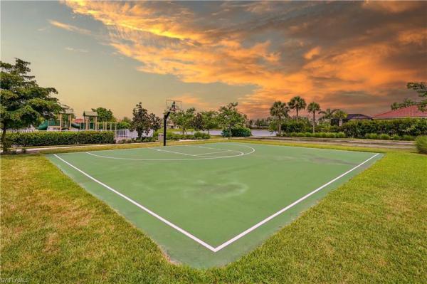 Lindsford, 2912 Royal Gardens Ave, Fort Myers, Florida 33916, image 1