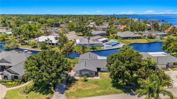 Georgetown, 28 George Town, Fort Myers, Florida 33919, image 1