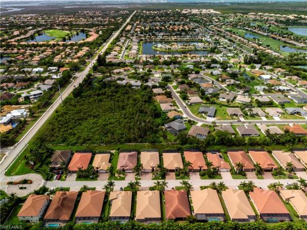 Westwood Place, 8716 Westwood Oaks Pl, Fort Myers, Florida 33908, image 1