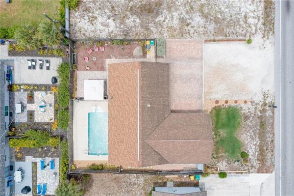 Naples Twin Lakes, 1332 Granada Blvd, Naples, Florida 34103, image 1