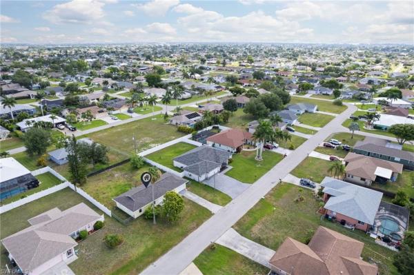 Cape Coral, 417 19th Ln, Cape Coral, Florida 33990, image 1