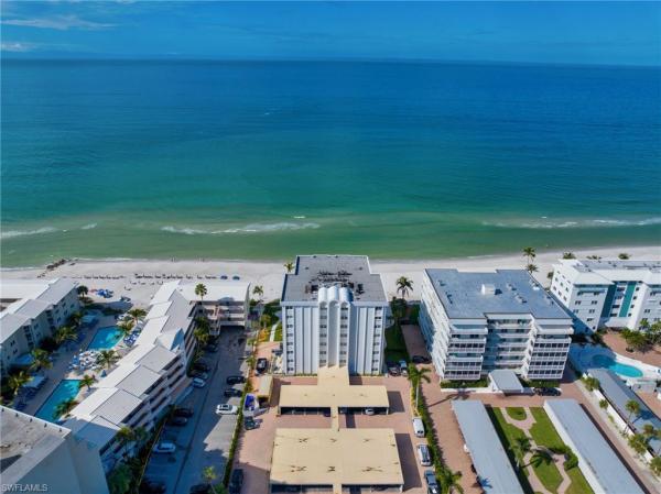 Diplomat Club, 1919 N Gulf Shore Blvd #103, Naples, Florida 34102, image 1