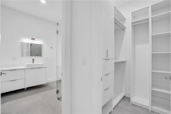 Harbor Club, 1324 Longwood Dr, Fort Myers, Florida 33919, image 1