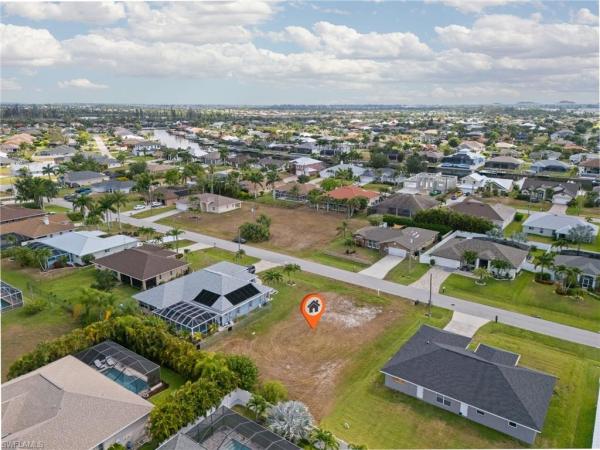 Cape Coral Residential, 2902 29th Pl, Cape Coral, Florida 33914, image 2