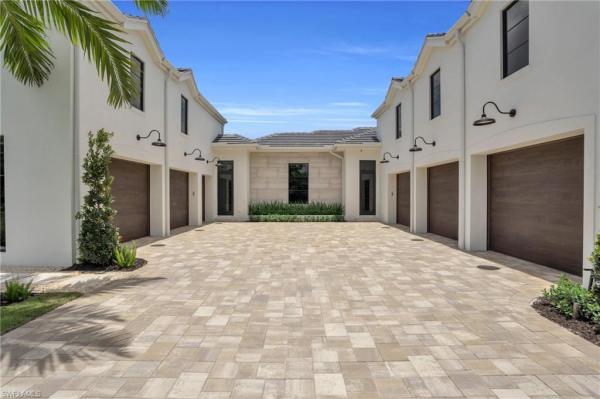 Pine Ridge Estates, 198 Caribbean Rd, Naples, Florida 34108, image 1