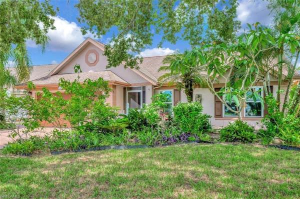 Queens Park At Lago Verde, 3636 Kent Dr, Naples, Florida 34112, image 1