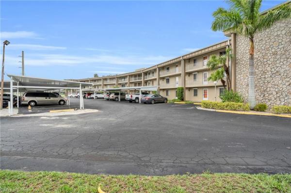 Westchester, 2244 Winkler Ave #205, Fort Myers, Florida 33901, image 1