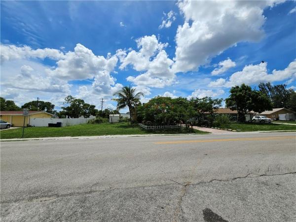 Trailwinds, 8333 Beacon Blvd, Fort Myers, Florida 33907, image 1