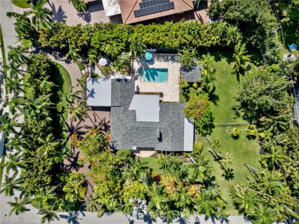 York Manor, 3515 Avocado Dr, Fort Myers, Florida 33901, image 1