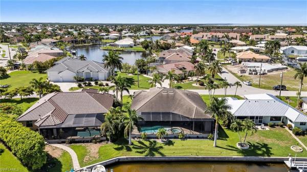 1418 Kinglet Dr, Punta Gorda, Florida 33950, image 1