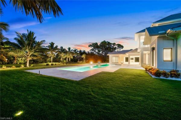 Pine Ridge Estates, 171 North St, Naples, Florida 34108, image 2