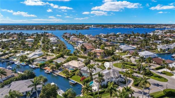 Royal Harbor, 1800 Snook Dr, Naples, Florida 34102, image 1