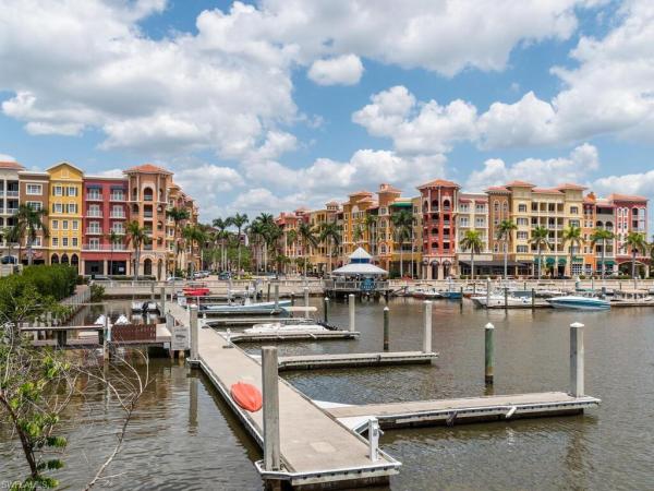 1210 Shady Rest Ln #11, Naples, Florida 34103, image 1