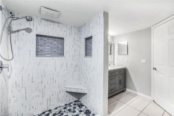 9605 Crescent Garden Dr #E102, Naples, Florida 34109, image 1