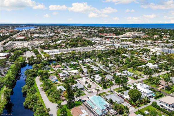 Lake Park, 1174 N Broad Ave, Naples, Florida 34102, image 1